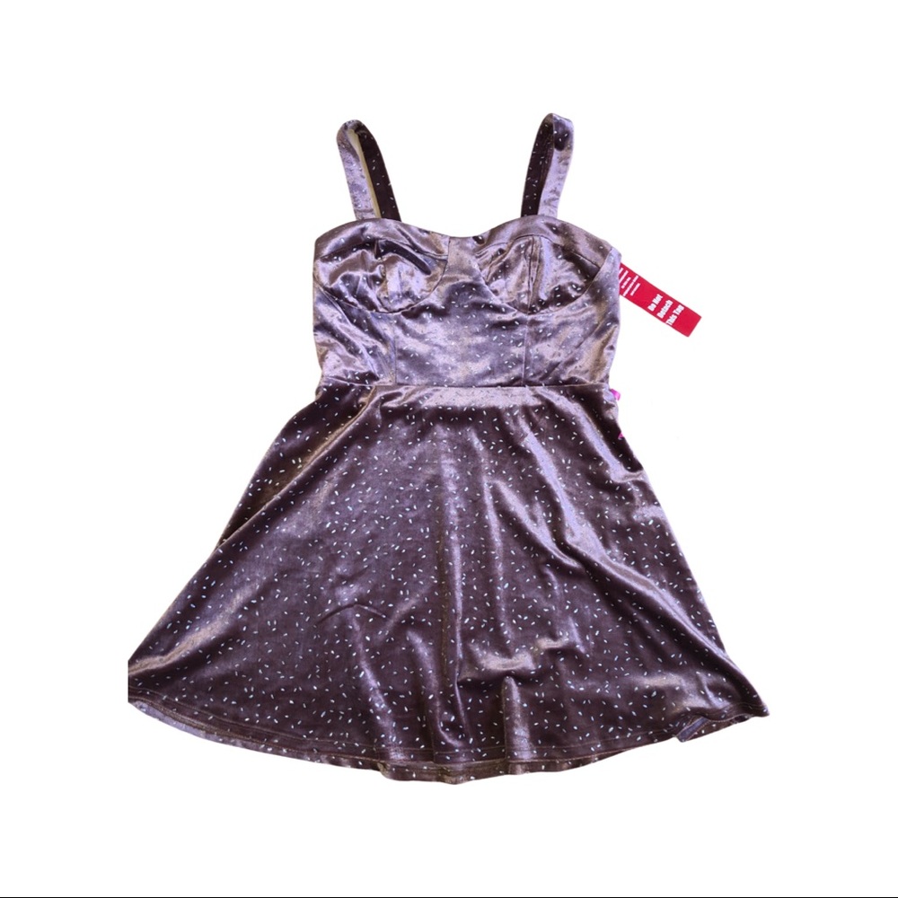 Super cute & flirty velvet sparkly dress